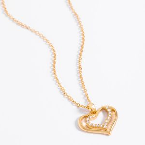 Hermoso collar en baño de oro 18k con corazón cristal