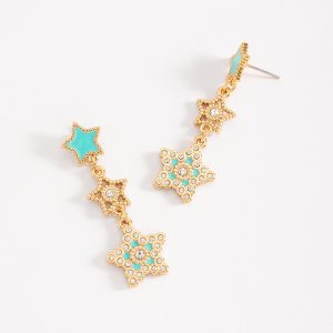 Aretes largos con dijes de estrella en baño de oro y esmalte tono turquesa